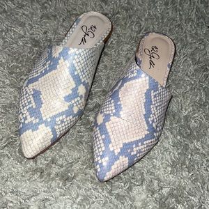 42 gala dress flat’s!!!